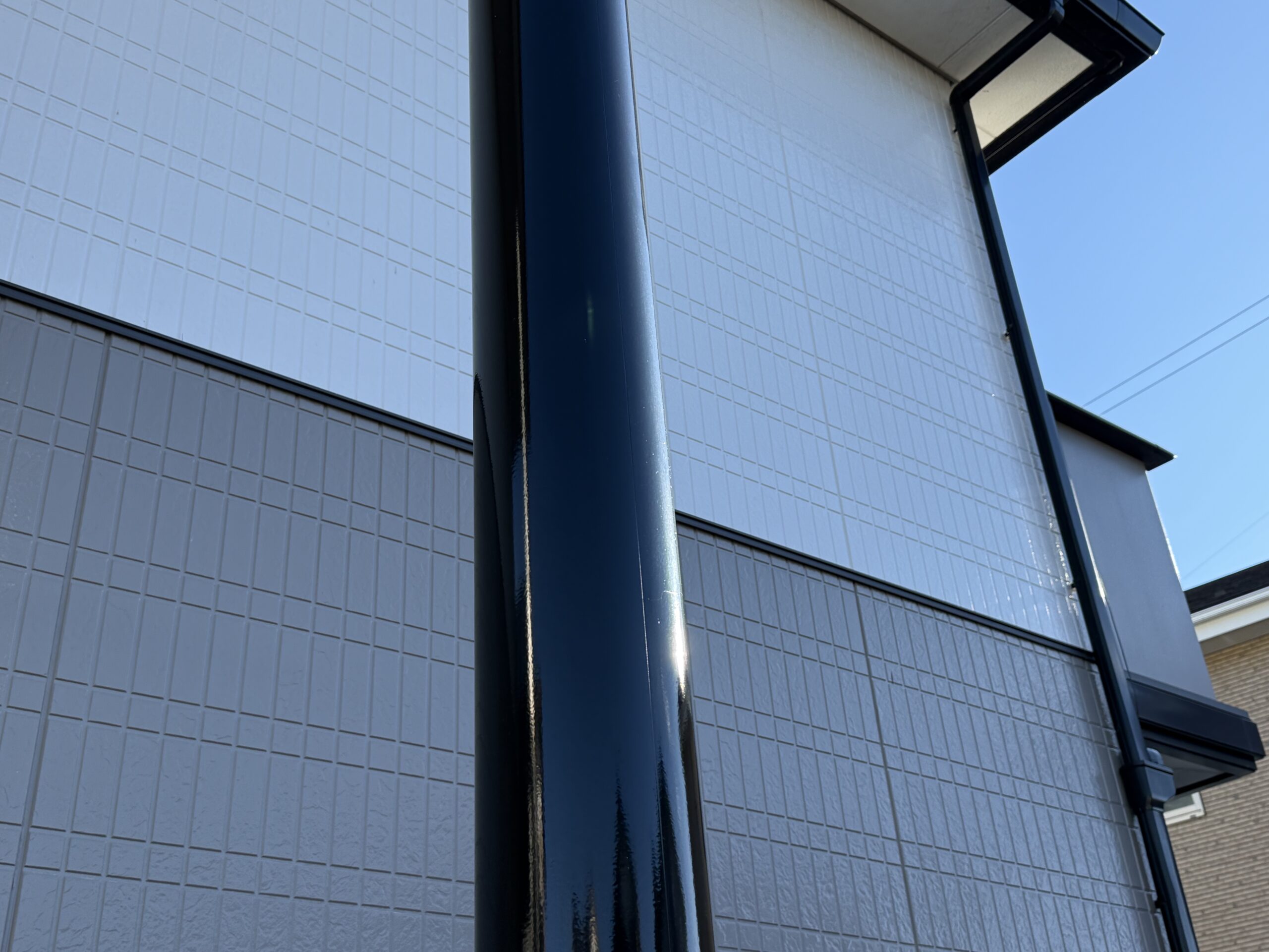 11年経過後も色あせなし】無機塗料ワールドセラ施工実績｜那珂市