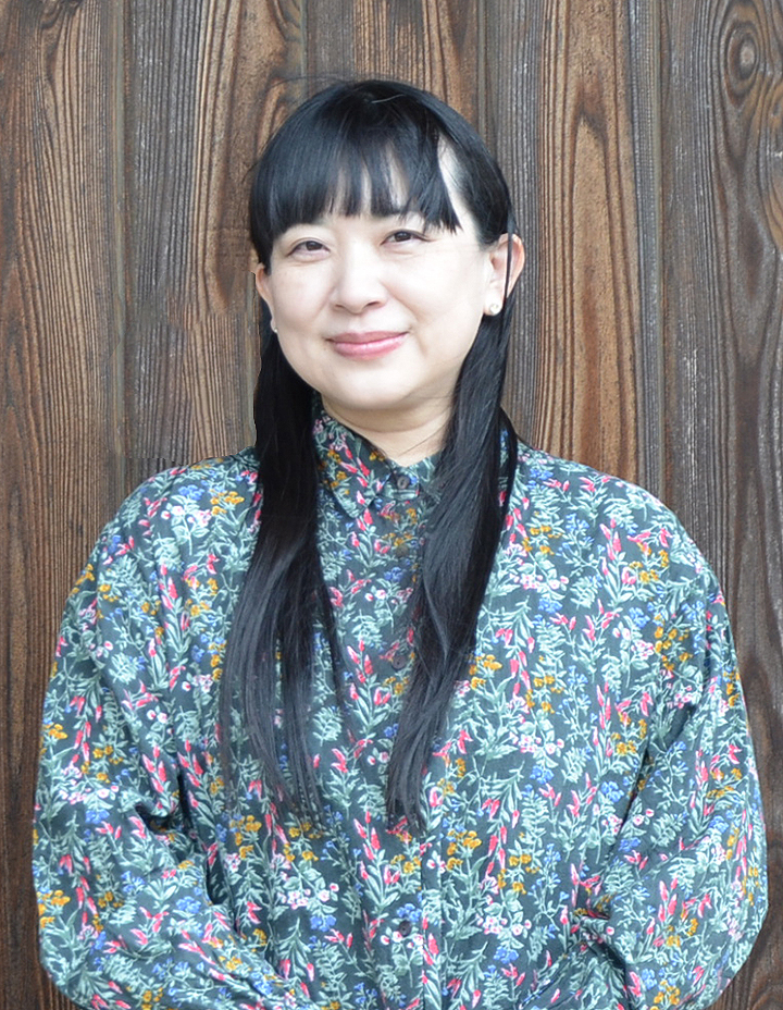 冨山塗装 取締役 カラーアドバイザー 冨山 里恵